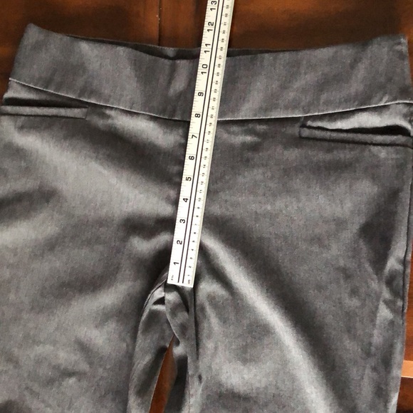 Woman’s Terra & Sky size 14W gray slacks with front pockets and tummy control - Picture 3 of 12